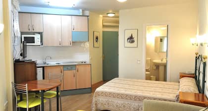 Hotel Apartamentos Aralso Sotillo