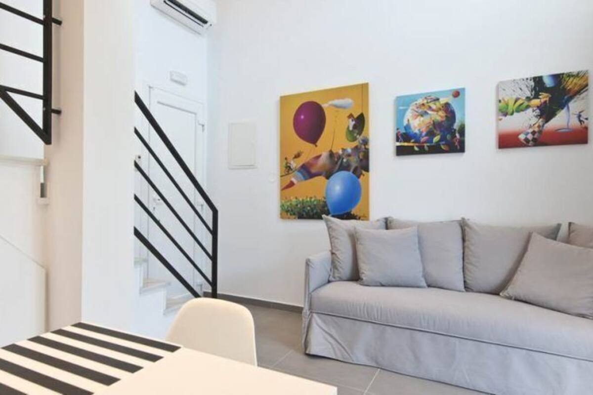 Luxe suite, privézwembad (Theros) | Woonruimte | Een flatscreentelevisie