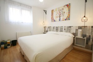 Apartment, 4 Schlafzimmer | 4 Schlafzimmer, hochwertige Bettwaren, Daunenbettdecken