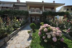 Family Apartment, Sea View (3) | Terrace/patio - Studios Giannakis (Thasos)