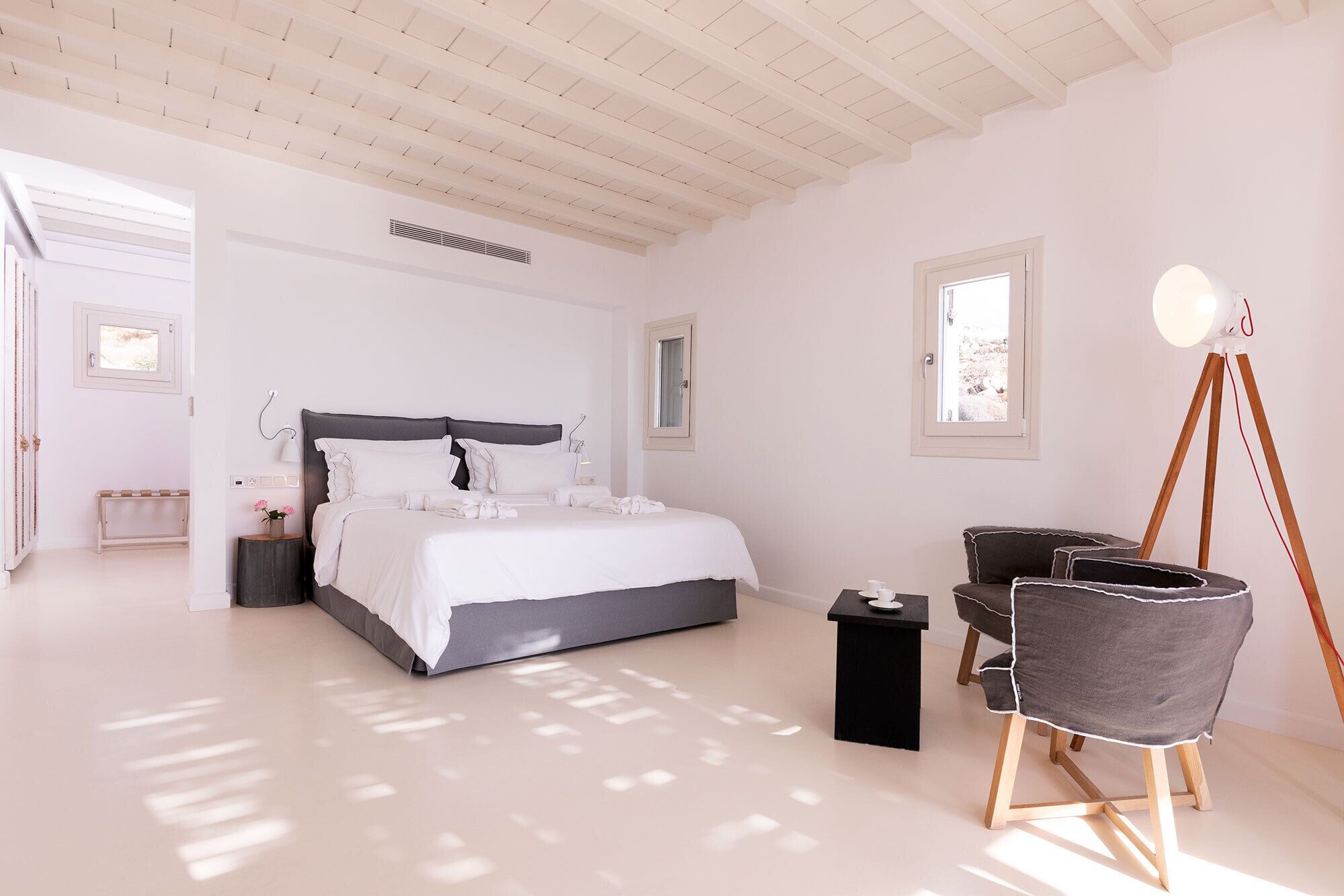 3 bedrooms, in-room safe, iron/ironing board, free WiFi