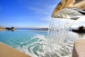 Outdoor pool - Villa Alabaster 240 sqm with private infinity pool & indoors Jacuzzi (Mikonos)