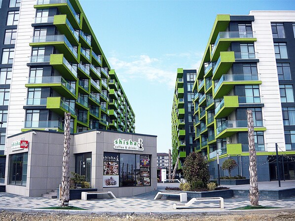 Exterior - Apartament Black&White (Navodari)