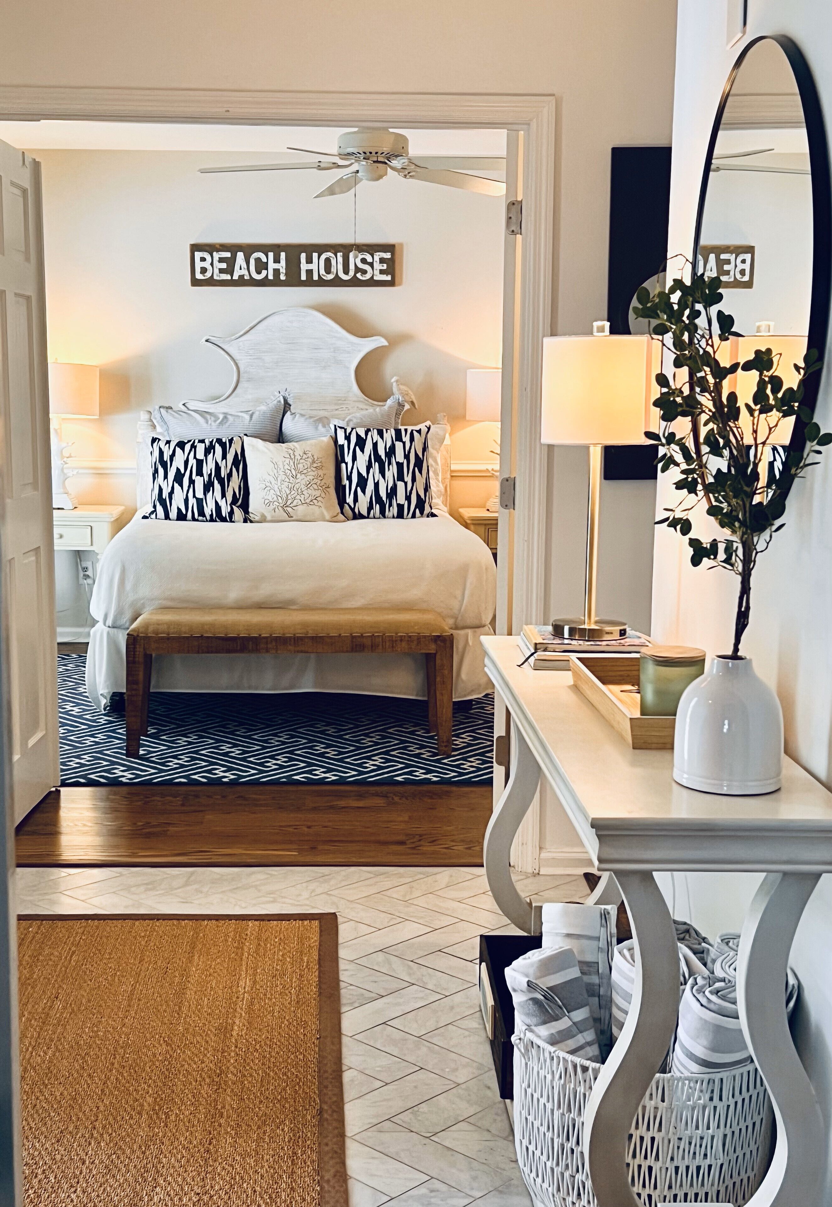 Beautiful Wild Dunes Coastal Cottage w/ free golf cart