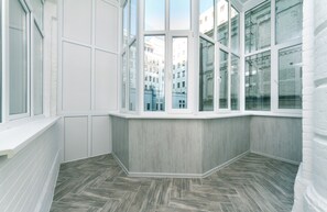 Two bedrooms VIP. 31 Pushkinska st. Center of Kyiv - 3027 | Balcony view
