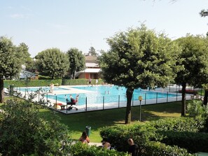 Außenpool (je nach Saison geöffnet)
