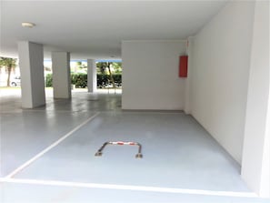 Free self-parking