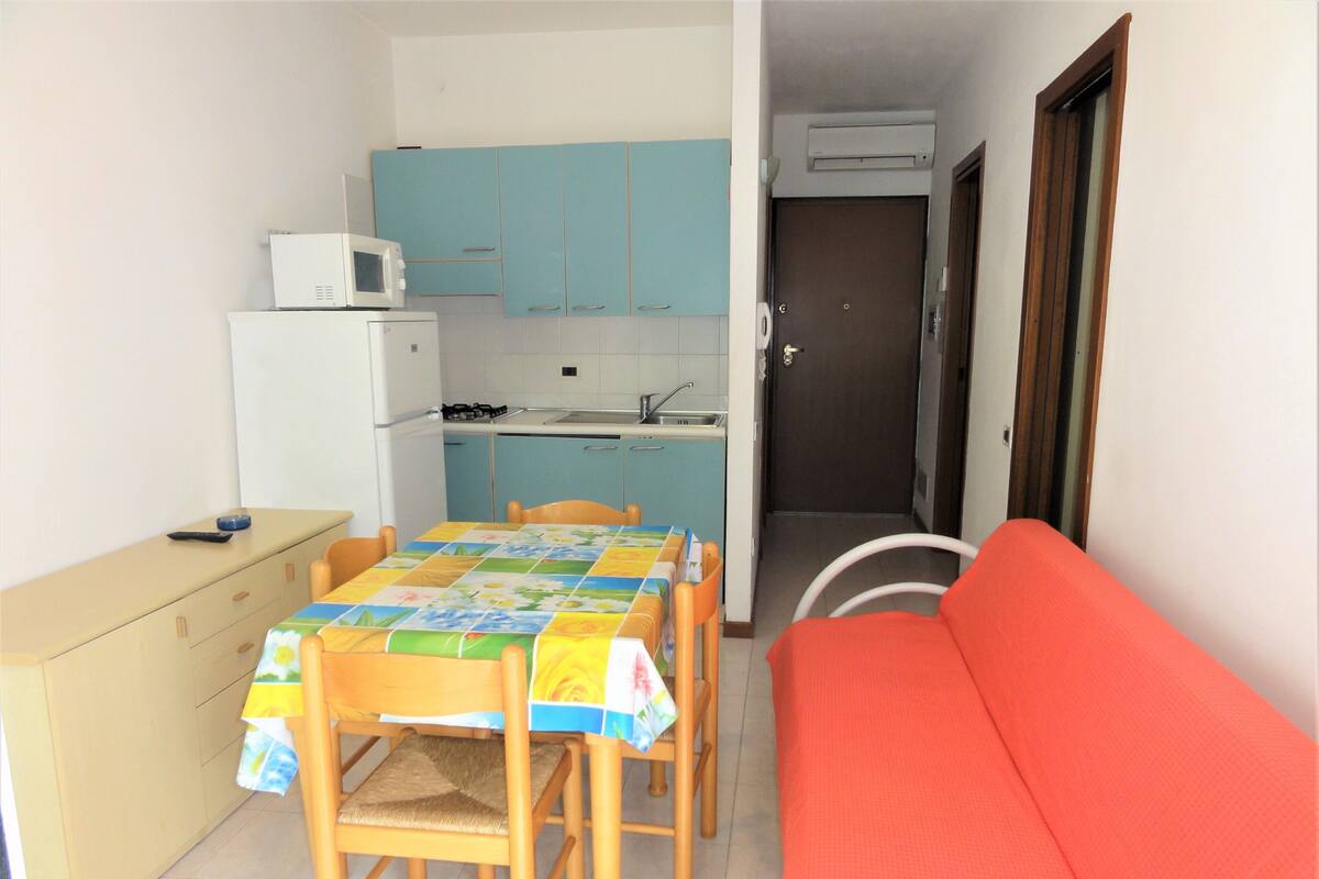อพาร์ทเมนท์, 1 ห้องนอน (A32143) | ครัวขนาดเล็กส่วนตัว | ตู้เย็นขนาดใหญ่, ไมโครเวฟ, เตาประกอบอาหาร, เครื่องครัว/จาน/ช้อนส้อม