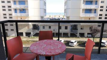 Apartment, 2 Bedrooms (A60198) | Balcony