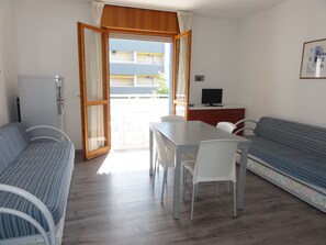 Studio (A80134) | Living area