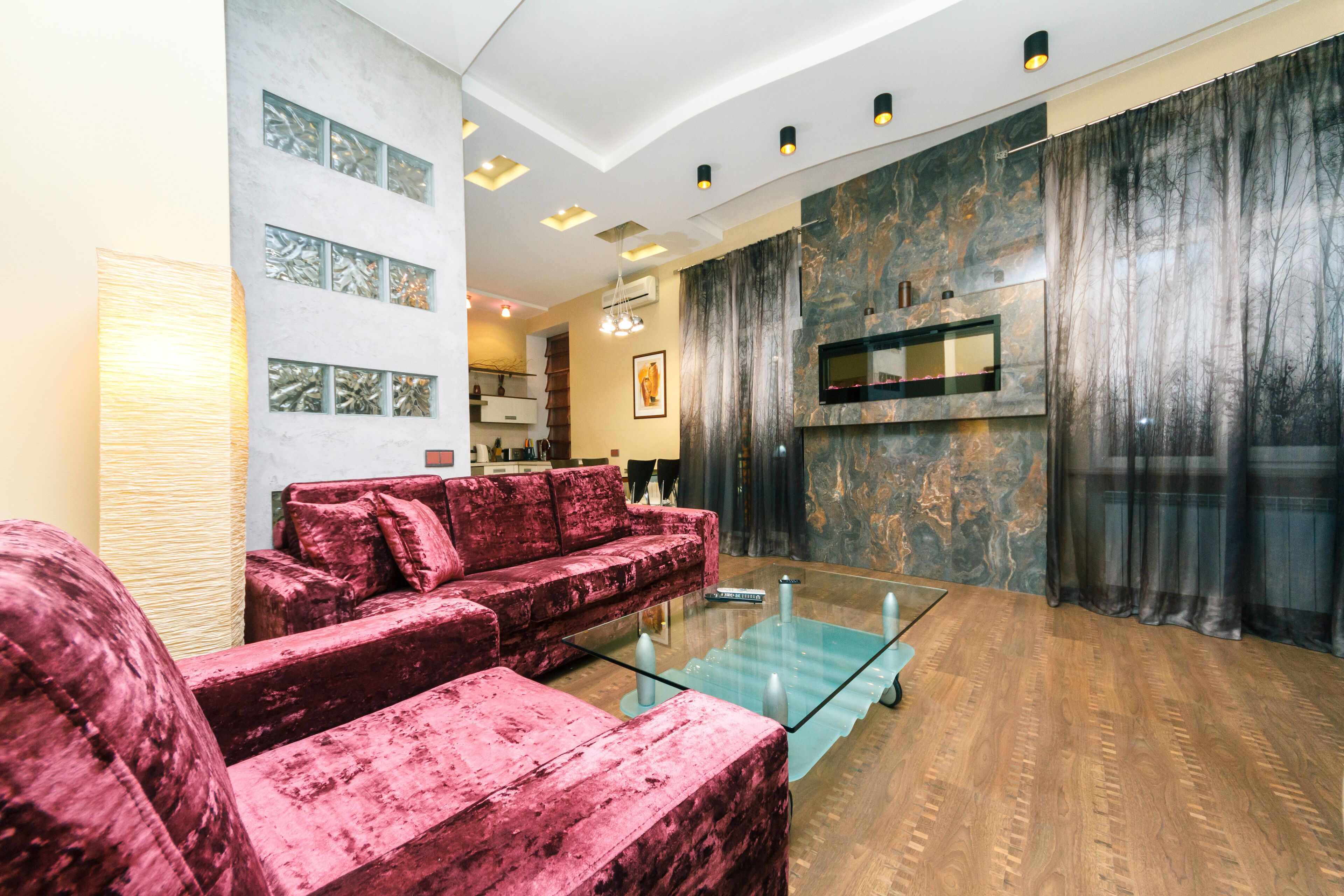 One bedroom. 3 Baseina str. Near a Khreschatyk - 2163 | Premium bedding, down comforters, iron/ironing board, free WiFi