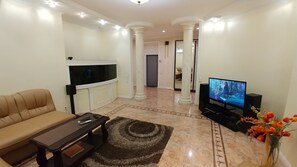 Two bedrooms. Lux. 20 Shota Rustaveli str. - 3001 | Premium bedding, iron/ironing board, free WiFi, bed sheets - Kiev Rent Apartments (Kyiv)