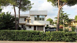 Front of property - Villa Capri (San Michele al Tagliamento)