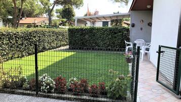 Huoneisto, 2 makuuhuonetta (B30021) | Terassi/patio