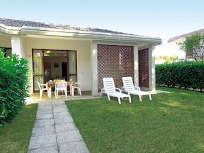 Apartment, 3 Bedrooms (B50243) | Terrace/patio