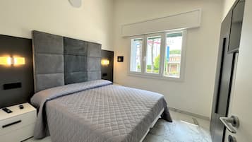 2 bedrooms, in-room safe, cots/infant beds, free WiFi