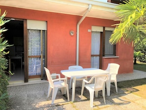 Apartment, 2 Bedrooms (C30031) | Terrace/patio