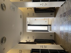 Slaapzaal, gemengd (1 bed in a 16 bed dorm) | Gratis wifi, beddengoed