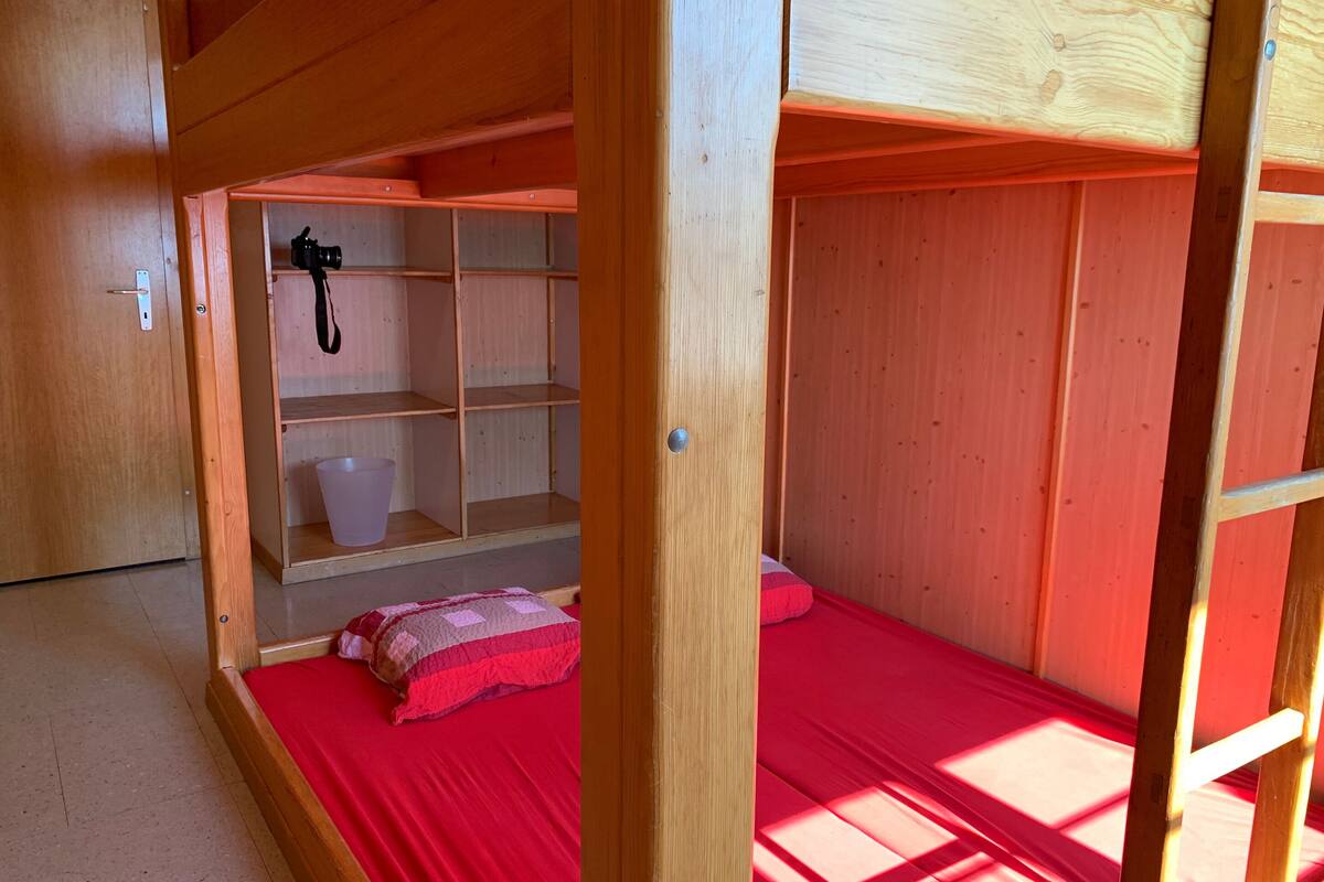 Gemeinsamer Schlafsaal, Gemischter Schlafsaal, Gemeinschaftsbad (4 people) | 4 Schlafzimmer, kostenloses WLAN