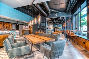 每日供应自助早餐（每人 EUR 19.90）