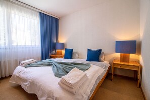 1 bedroom, free cots/infant beds, free WiFi - Rothornblick 52 (Arosa)