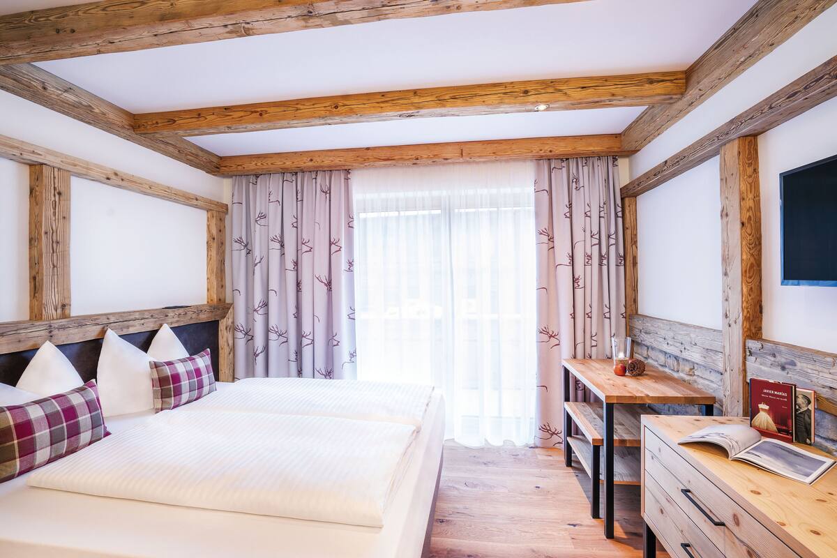 1 camera, biancheria da letto ipoallergenica, una cassaforte in camera