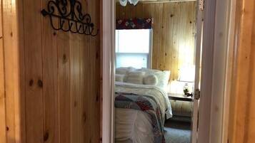 2 bedrooms, Internet, bed sheets