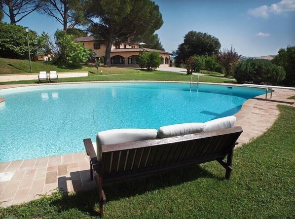 Piscine extérieure