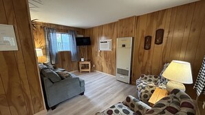 小屋 | 起居區
