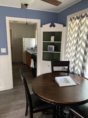 The Main House, 3 Bedroom | 餐厅