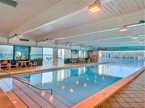 Indoor pool, outdoor pool, pool umbrellas, pool loungers - Pinnacle Port by Panhandle Getaways (Panama City Beach)