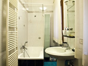 Bathroom - Grande ed Elegante in San Marco (Venezia)