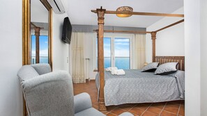 6 bedrooms, iron/ironing board, free WiFi, bed sheets