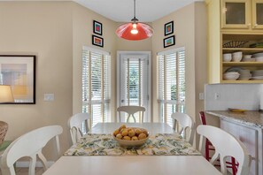 House (3 Bedrooms) | Interior - Lemon Drop Inn (Destin)