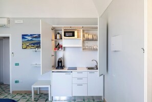 Comfort Apartment, Sea View (accessible by 250 steps) | Living area