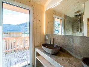 Chalet | Bathroom