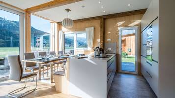 Nhà gỗ | Bếp riêng | Ghế cao cho trẻ em