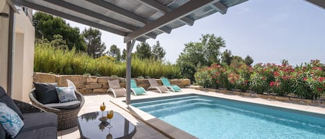 Villa | Pool | Indoor pool, outdoor pool
