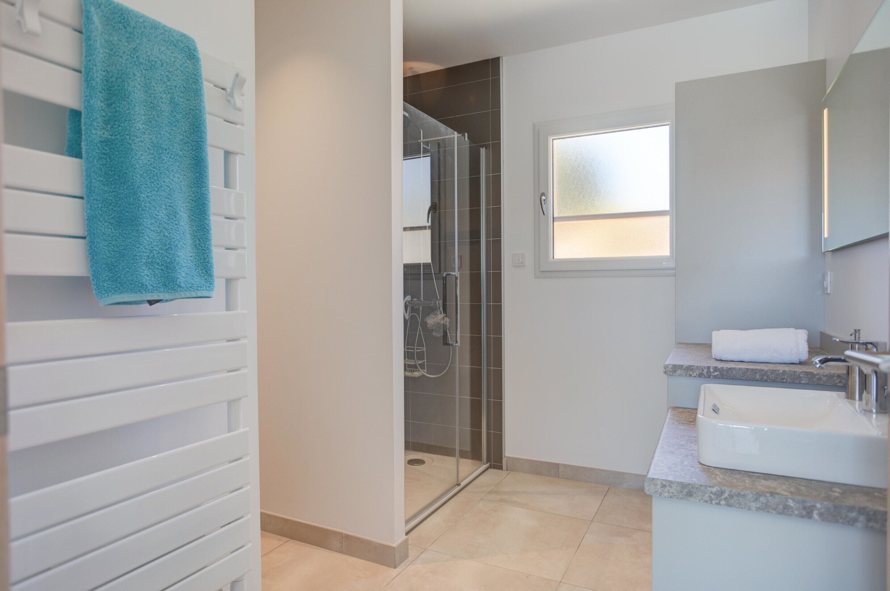 Villa | Bathroom