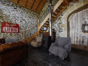 Living room - Farmhouse in Pyrenees With Pool (Terrou)