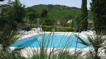House | Pool