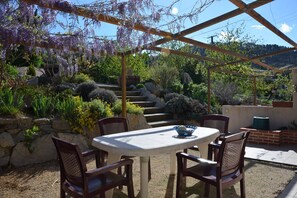 Balcony - Courry Gem: Pool & Charm (Courry)