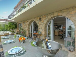 Biệt thự | Ban công