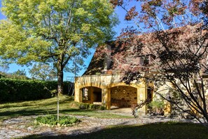 Garden - Pool Escape in Saint-laurent (Saint-Laurent-la-Vallee)