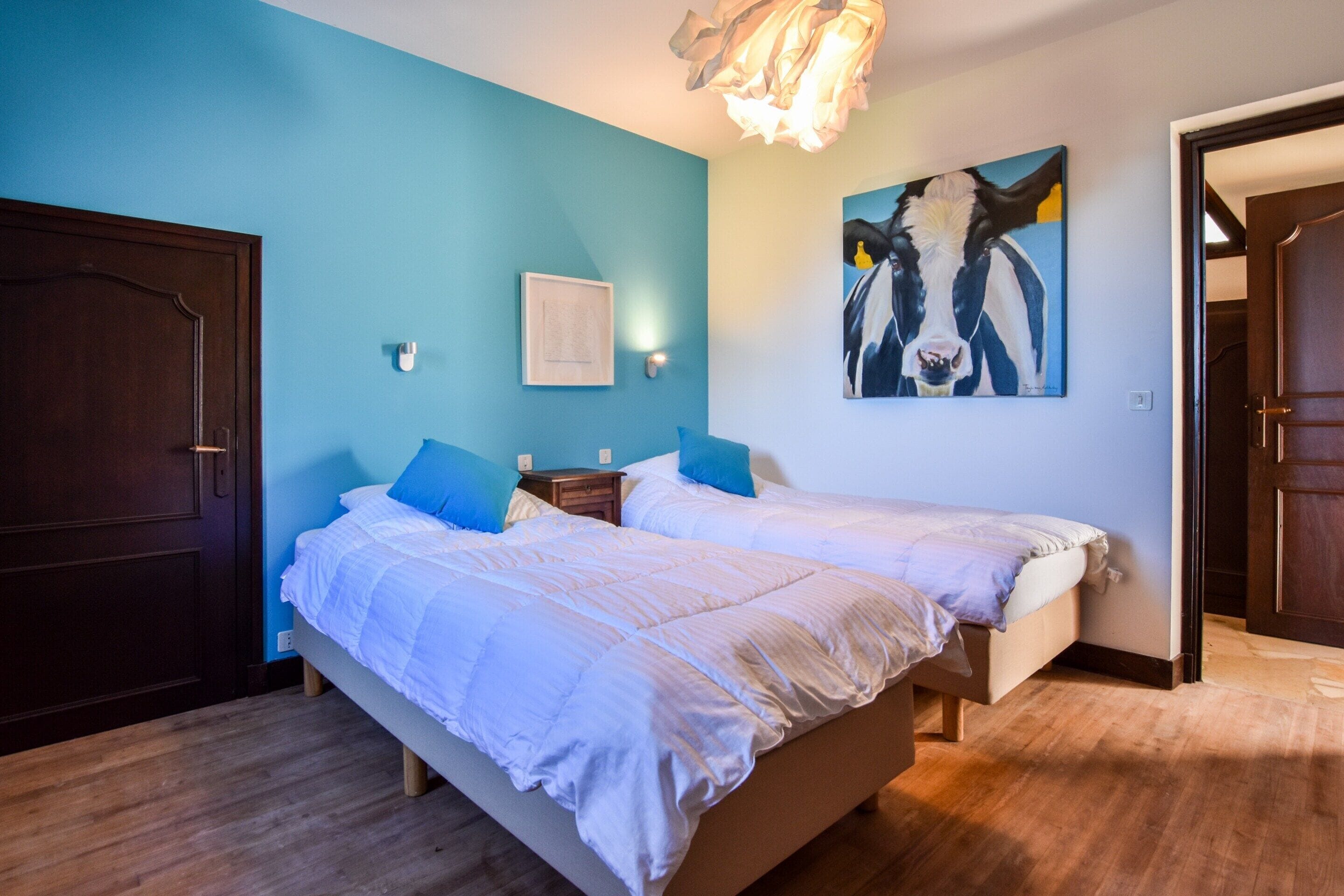3 bedrooms, individually furnished, bed sheets