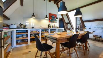 Rumah | Tempat makan