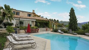 Outdoor pool - Mediterranean Villa With Panoramic Views of Nice and the Mediterranean Sea (Nice)