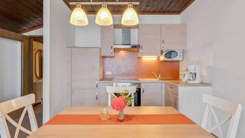 Apartment | Dapur peribadi | Kerusi tinggi