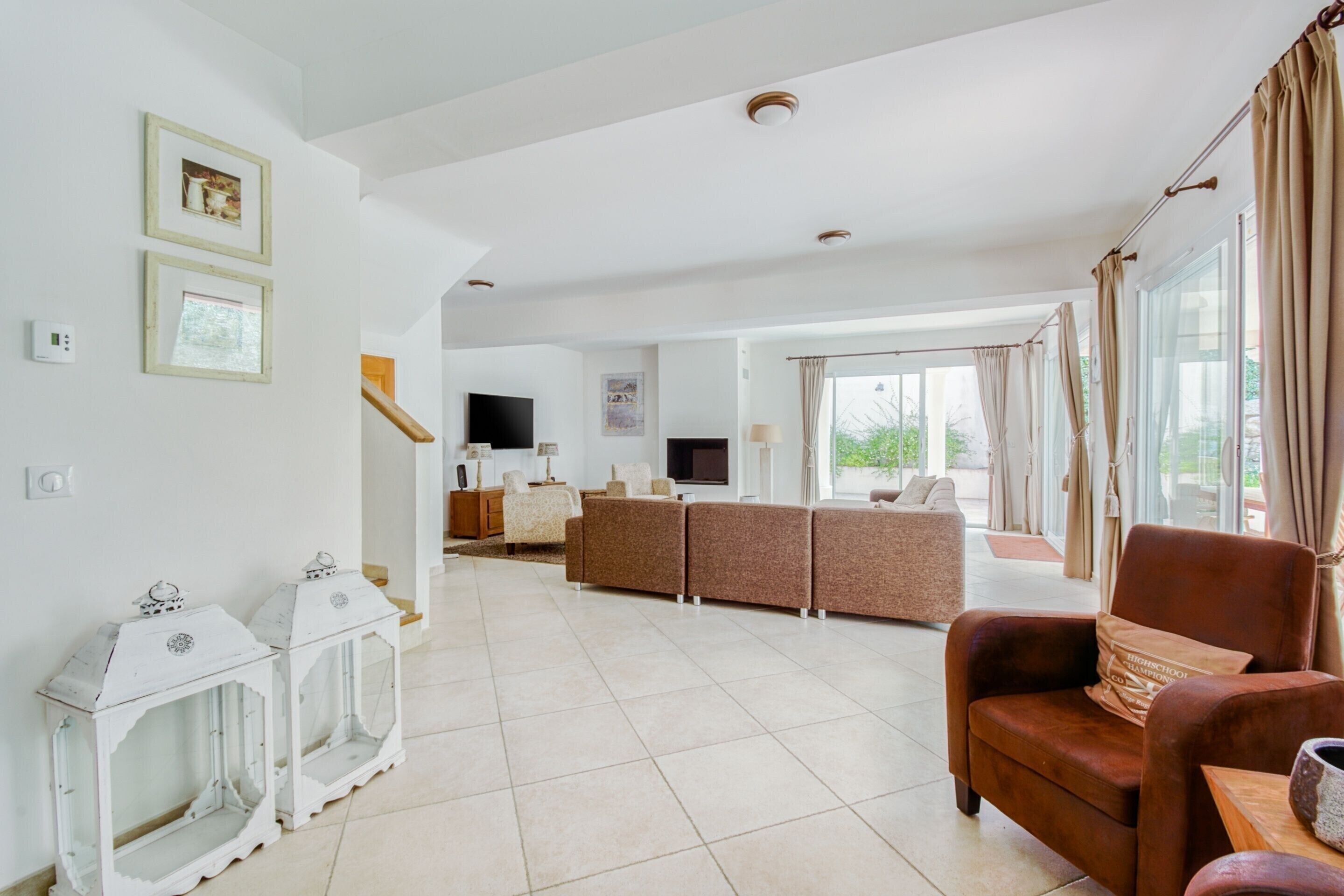 Villa | Living room | DVD player