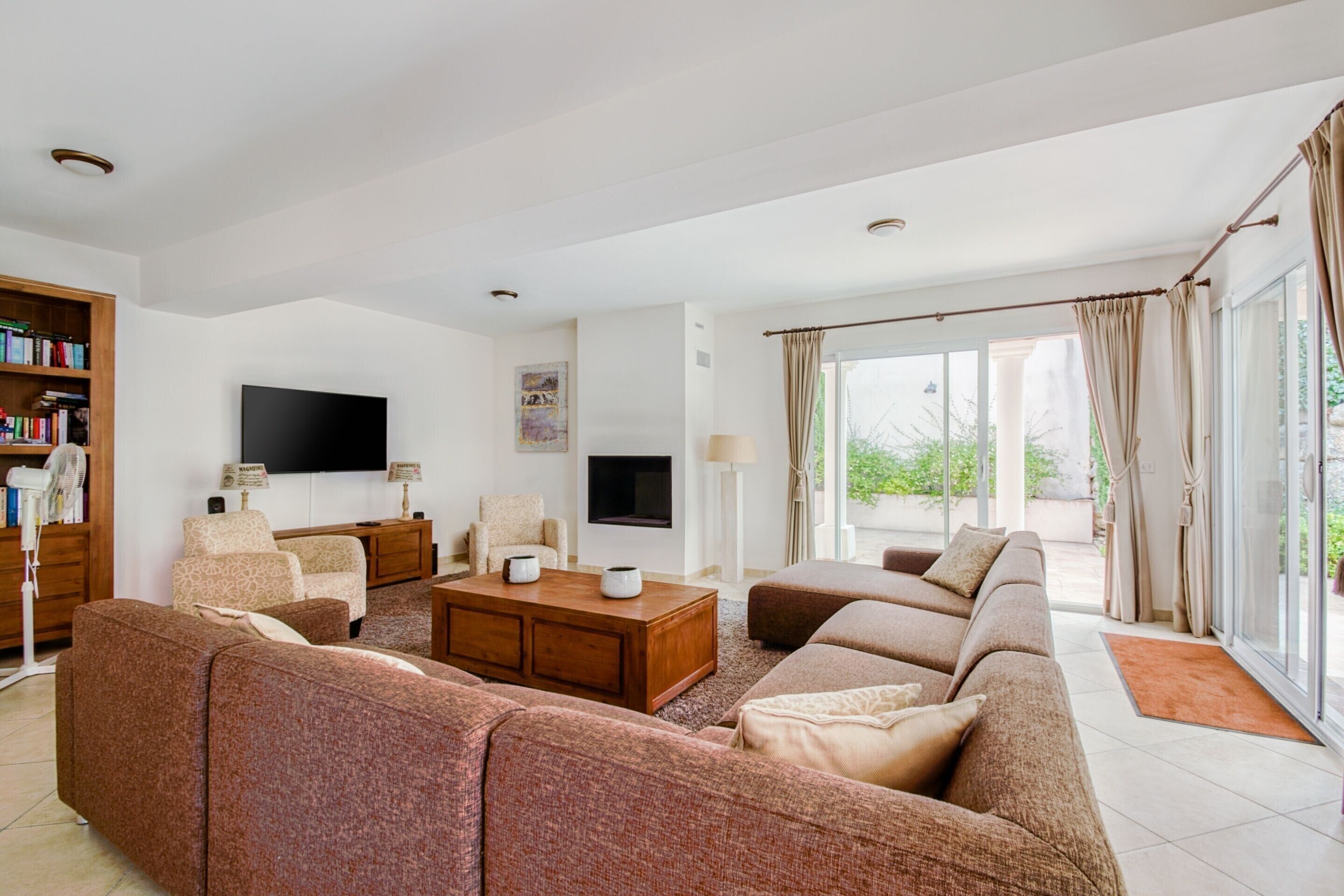 Villa | Living room | DVD player